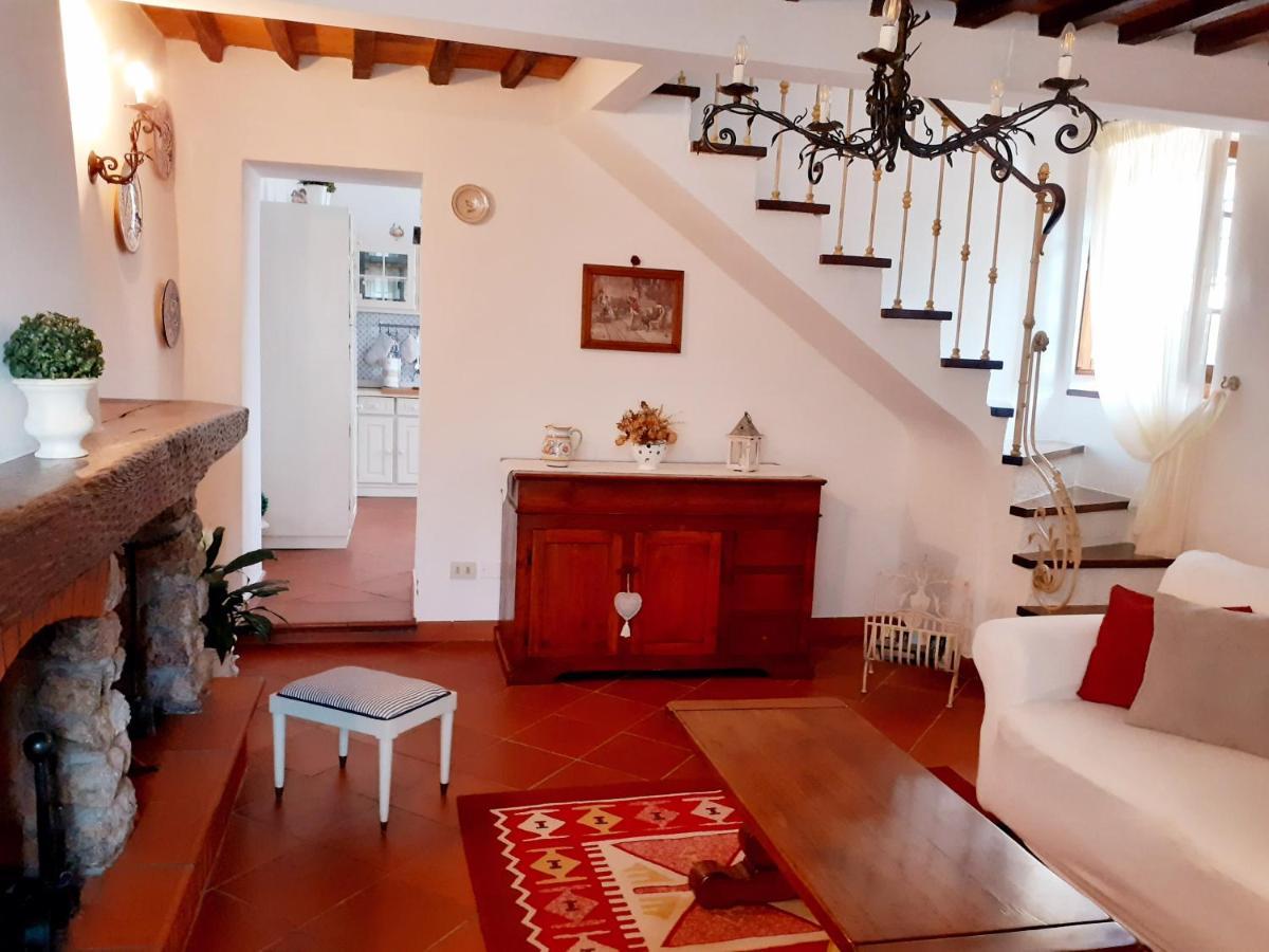 Villa Rustico Degli Ulivi à Vallecchia Extérieur photo